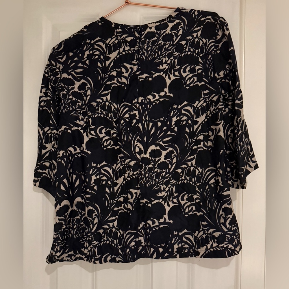 Maxmara, mid sleeve shirt, 100% silk, black and light grey, floral, s